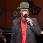 18mar2012-zombieprom80
